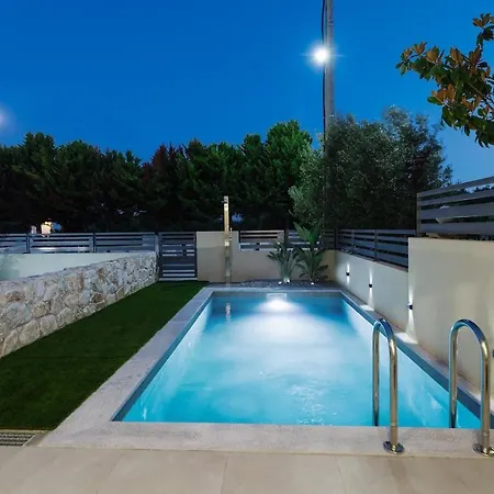 No7 Pool House Nea Iraklitsa
